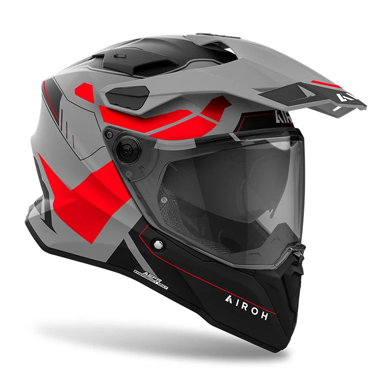 Casco Airoh Commander Reveal